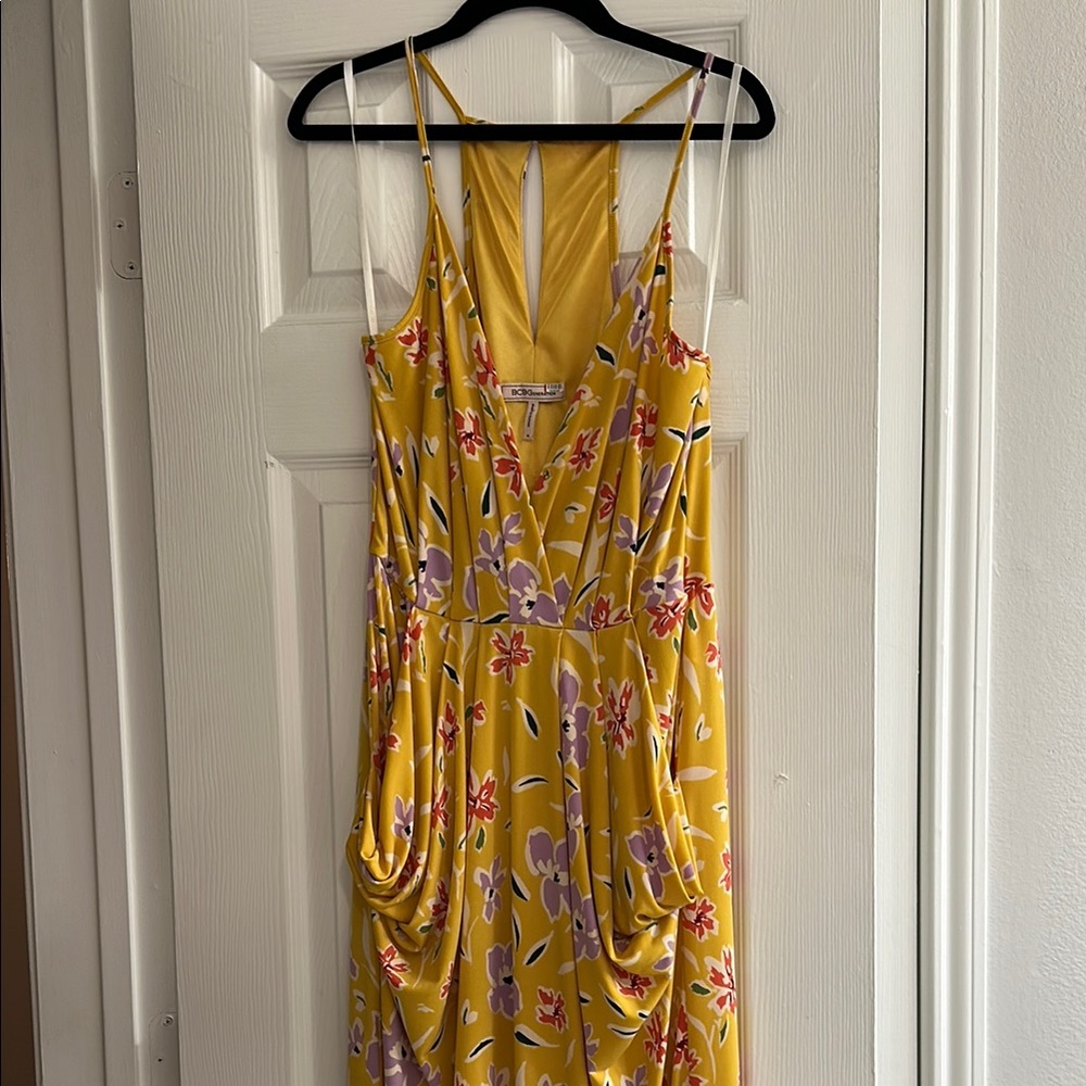 BCBG Floral Yellow Dress bought from RTR size M stretch with pockets (euro trip)